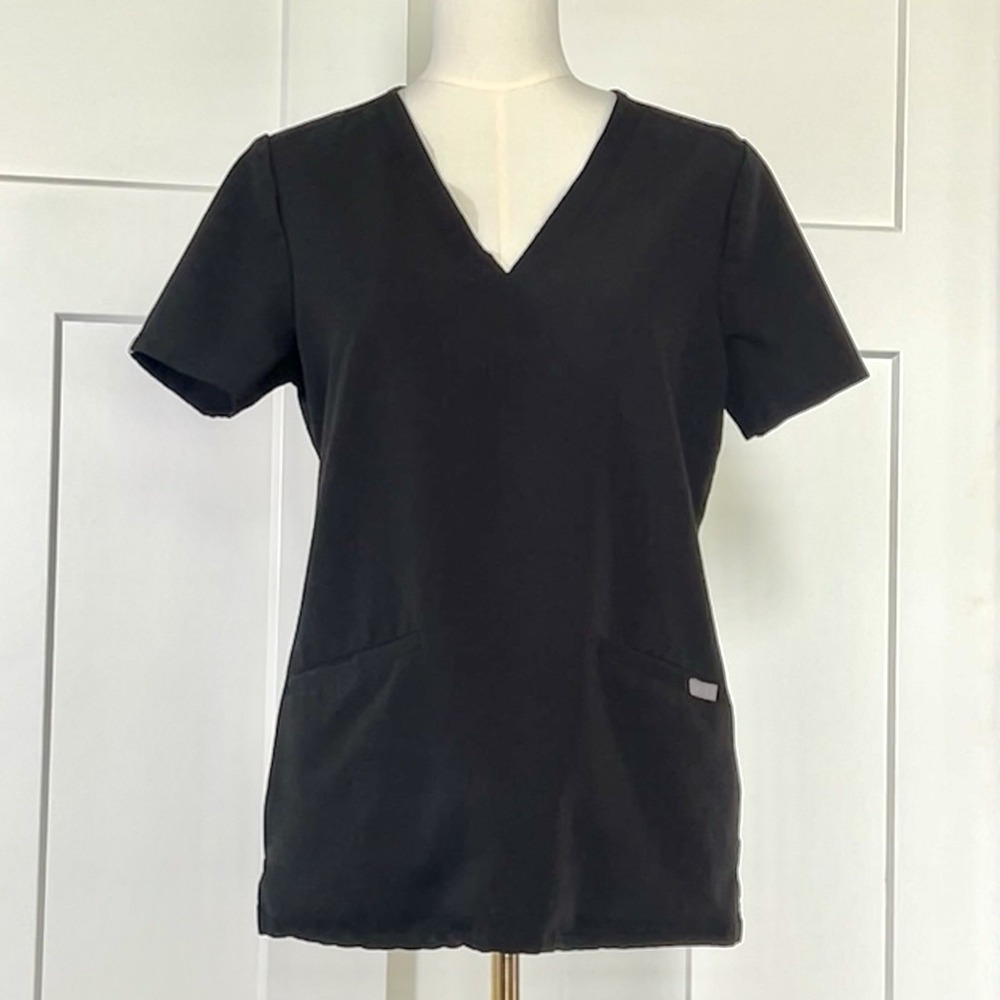 FIGS Technical Collection Women's Black Scrub Top Size Small V-Neck Stretch EUC